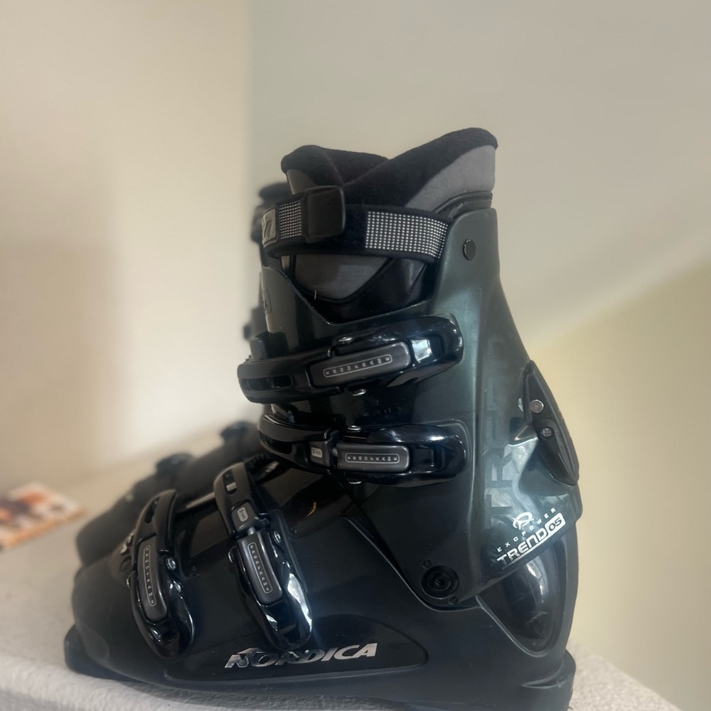 Unisex Nordica Green Ski Boots Trend 05 Exopower‎ Winter Snow Boots Size 28.0